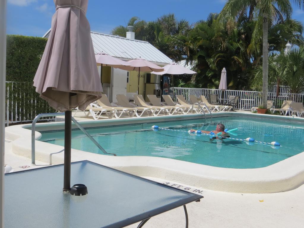 Lemon Tree Inn North North Naples エクステリア 写真